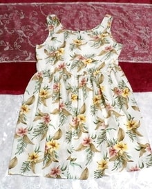 葉っぱ花柄白ホワイトノースリーブミニワンピース Leaf floral pattern white sleeveless mini onepiece, ワンピース, ひざ丈スカート, Lサイズ